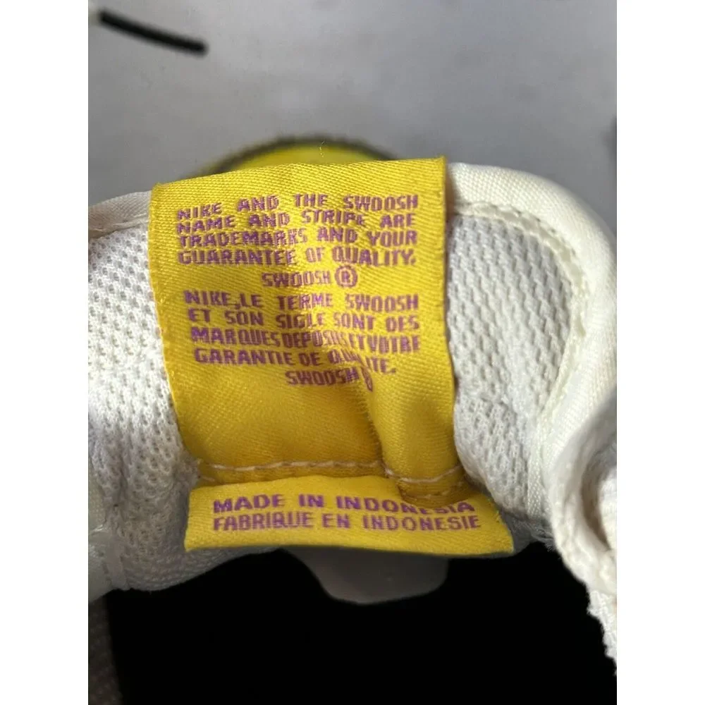 Nike Air Force 1 Low Peace Love and Basketball Size 7Y Yellow Black Women 8.5‎